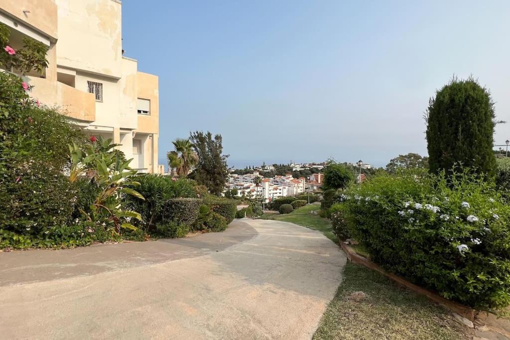 Vistas Mar Y Montana Apartment Benalmadena Ngoại thất bức ảnh